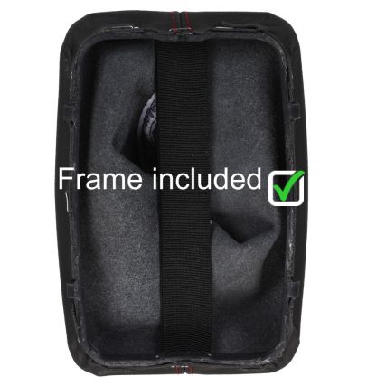 cuffia del cambio vista dal basso del telaio Mercedes W204 AMG C63