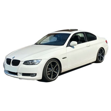 BMW 3 Serisi E90 E91 E92 E93 (2007-2013) araba resmi